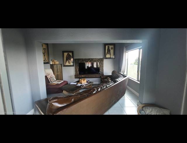 4 BEDROOM FREESTANDING FOR SALE IN BANKENVELD